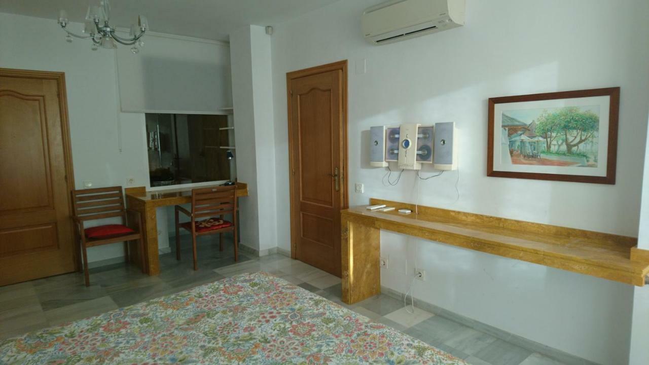 Alcazaba Beach Apartment 3302 에스테포나 외부 사진